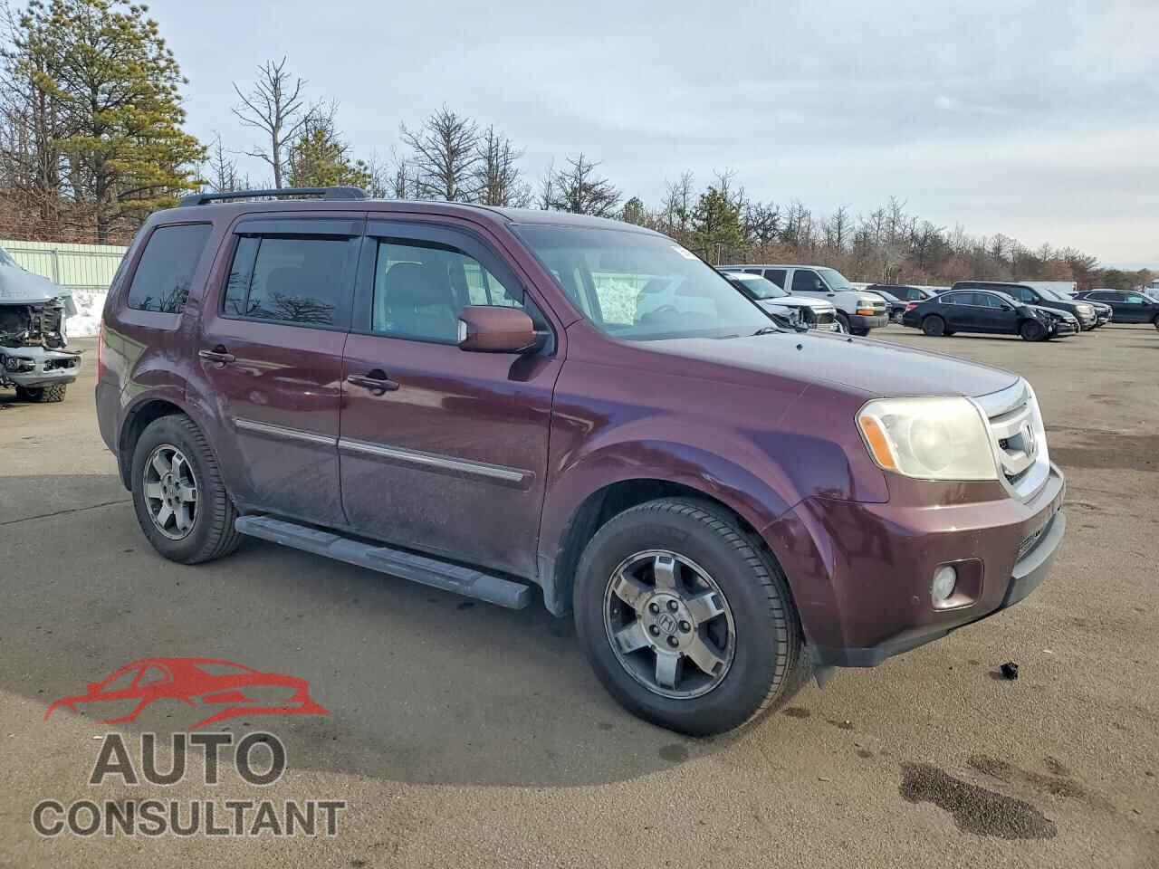 HONDA PILOT 2011 - 5FNYF4H93BB019027