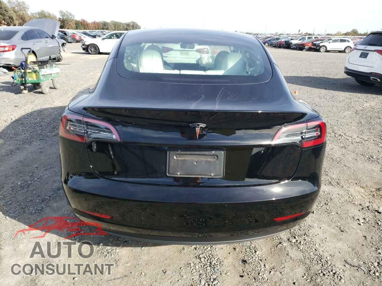 TESLA MODEL 3 2023 - 5YJ3E1EA2PF696572