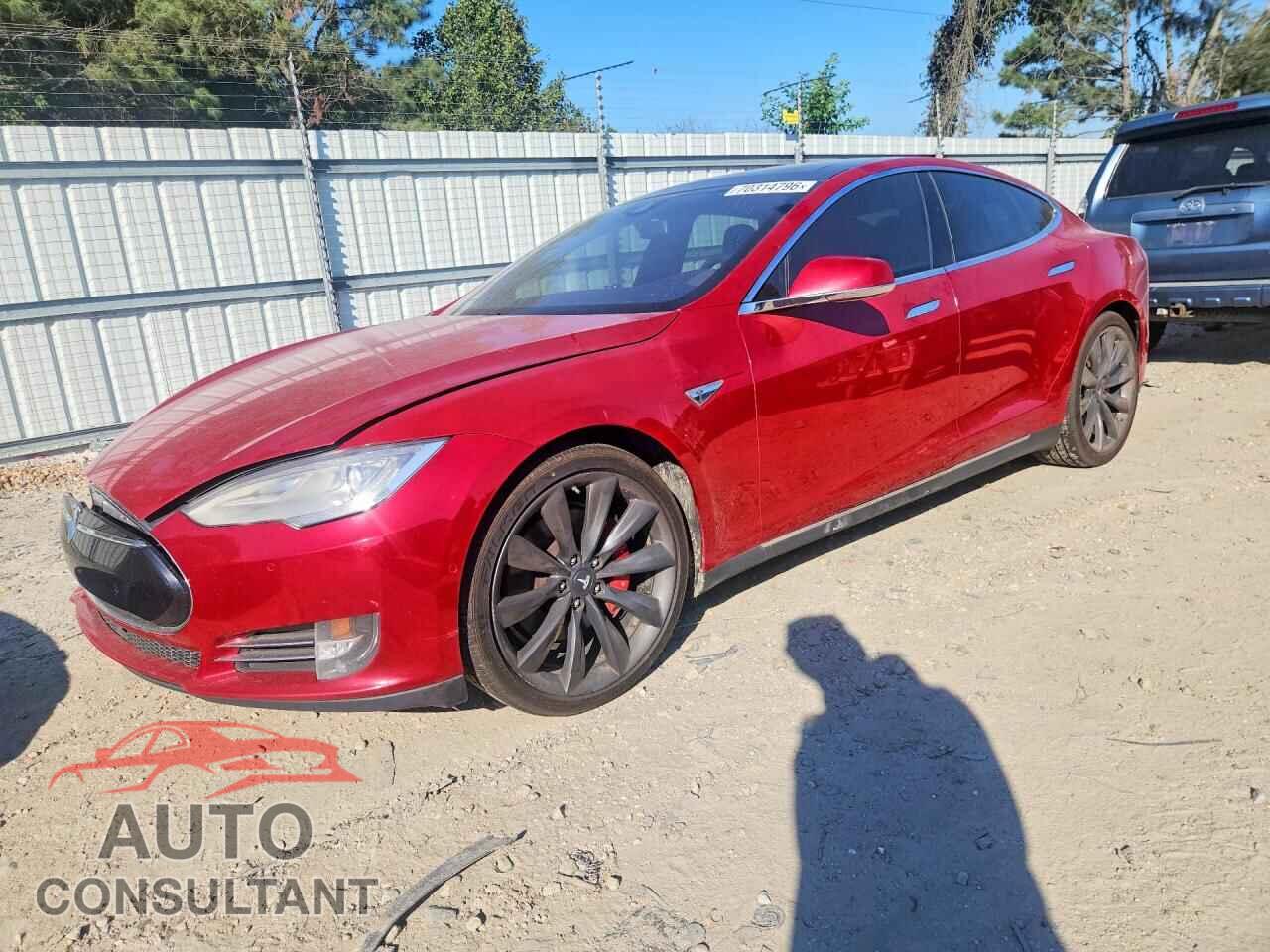 TESLA MODEL S 2015 - 5YJSA1E4XFF113987