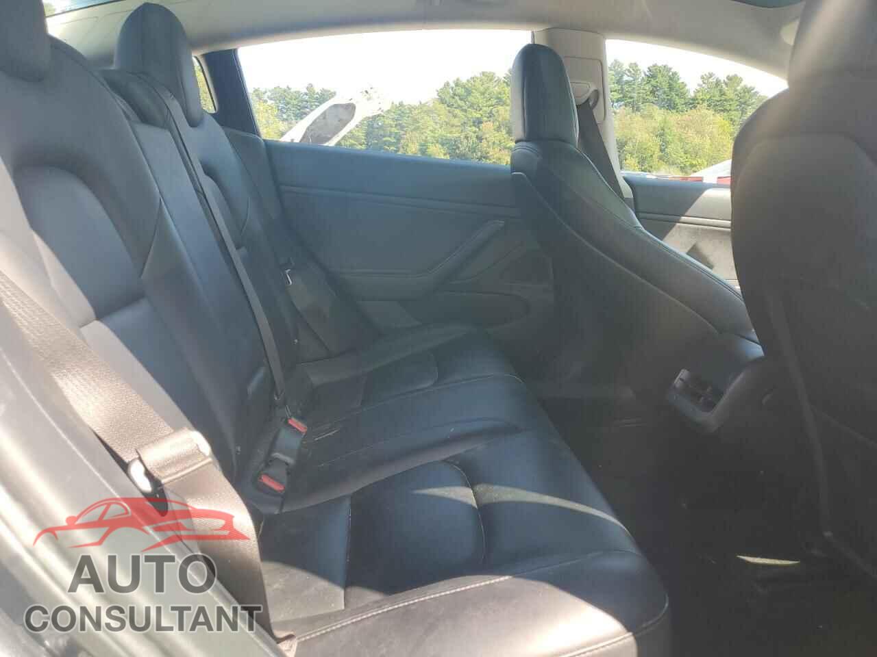 TESLA MODEL 3 2018 - 5YJ3E1EB0JF094091