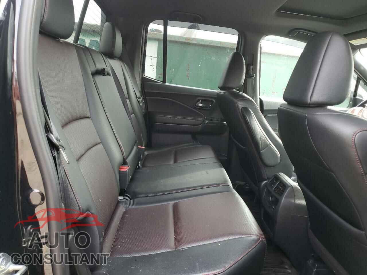 HONDA RIDGELINE 2017 - 5FPYK3F83HB008562