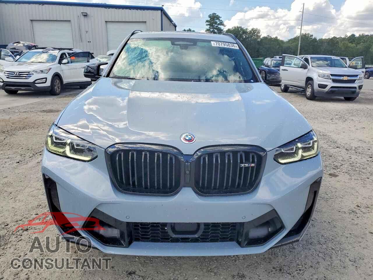 BMW X3 2023 - 5YM13EC00P9R26352