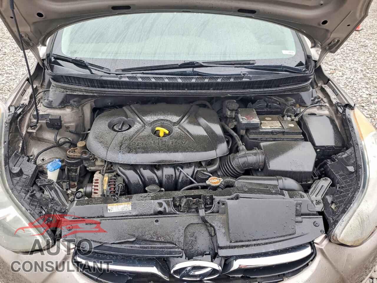 HYUNDAI ELANTRA 2012 - 5NPDH4AE1CH120957