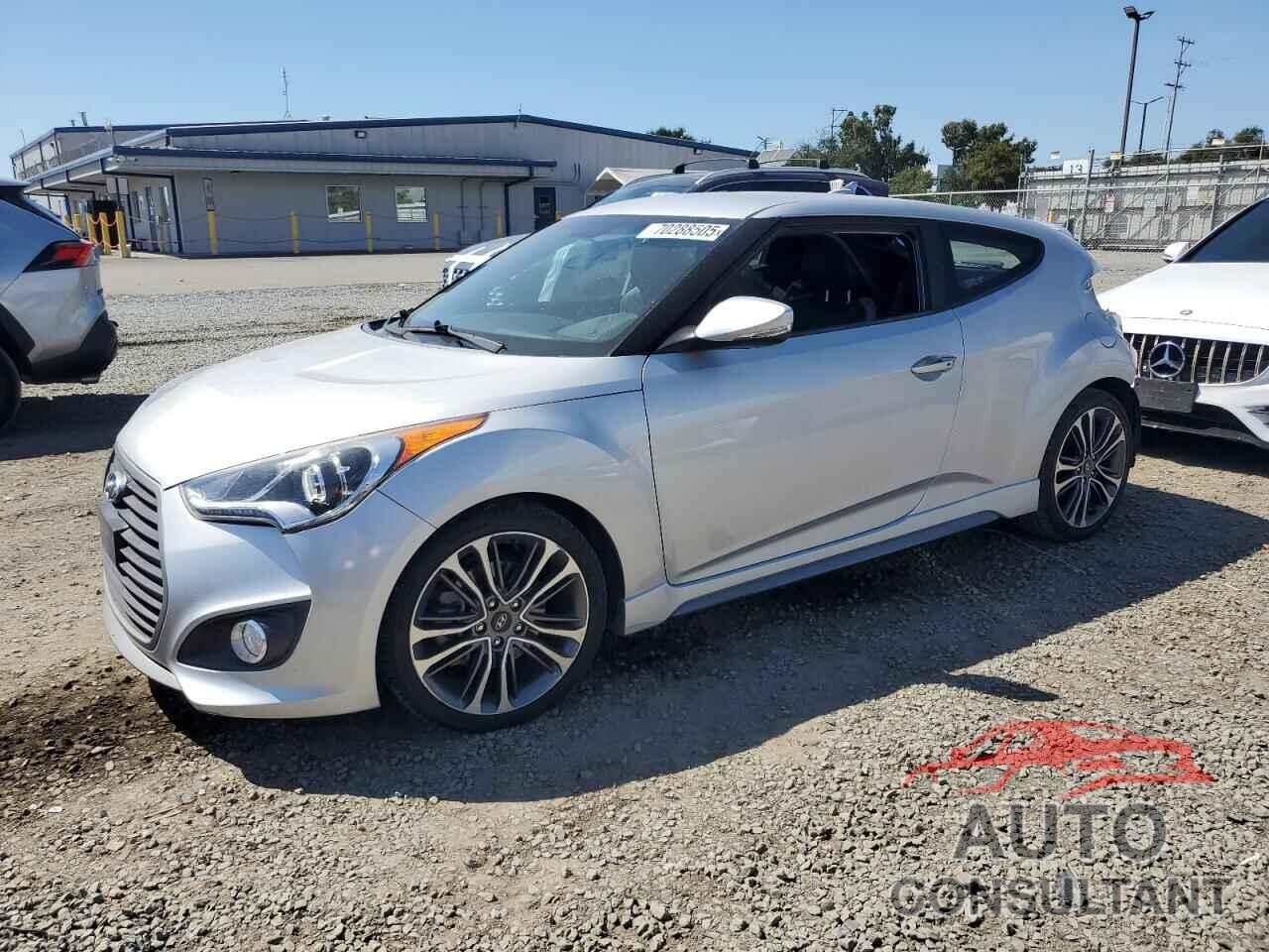 HYUNDAI VELOSTER 2017 - KMHTC6AE5HU314762