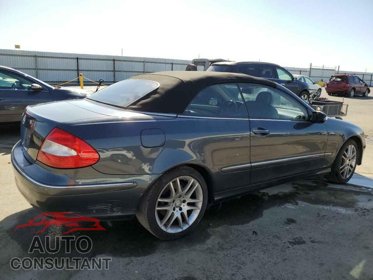 MERCEDES-BENZ CLK-CLASS 2009 - WDBTK56F59T106776