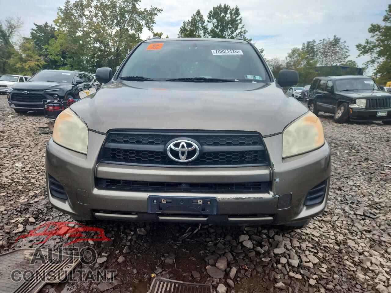 TOYOTA RAV4 2012 - JTMBF4DV5C5056138