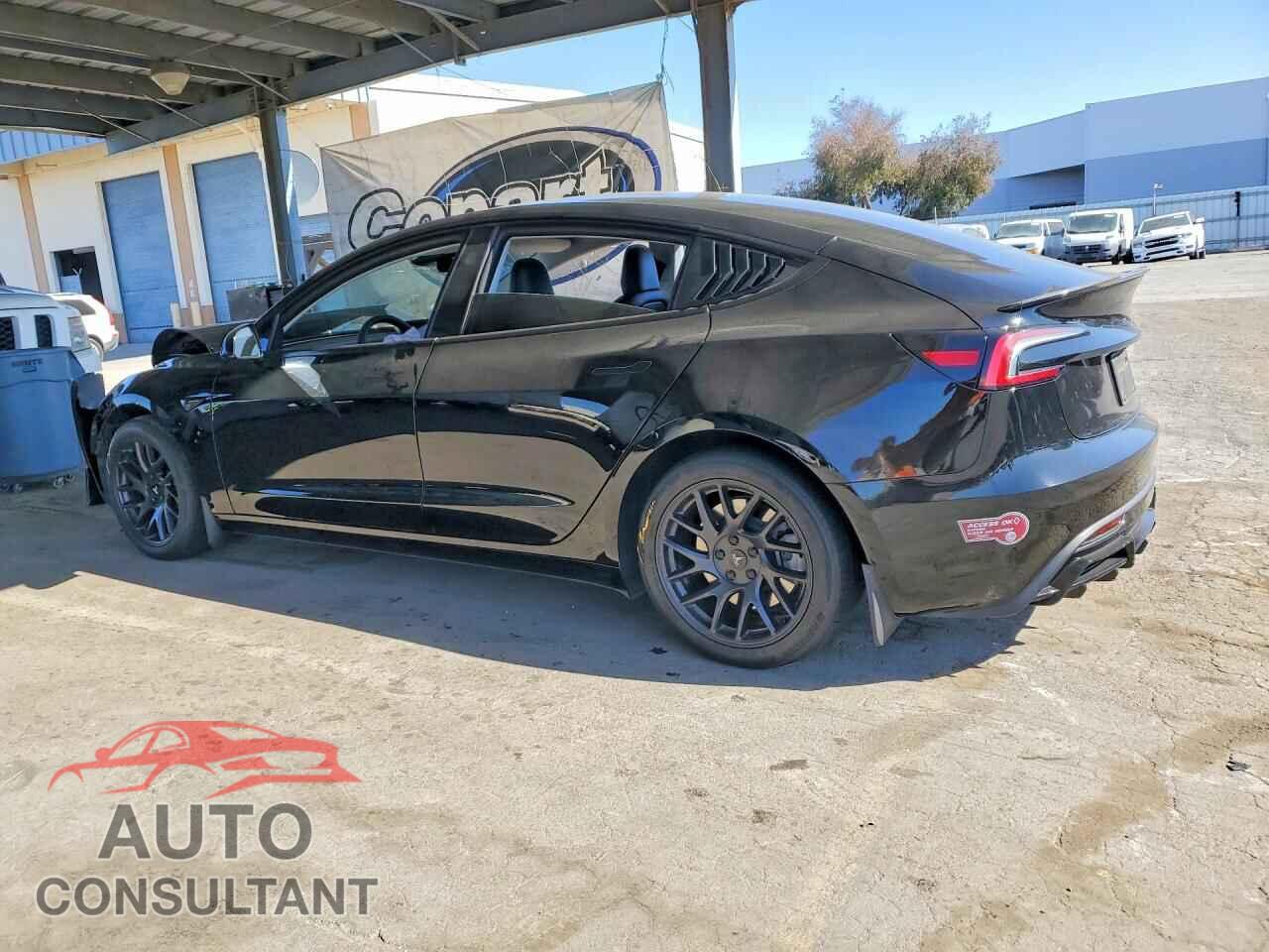 TESLA MODEL 3 2024 - 5YJ3E1EA5RF747730