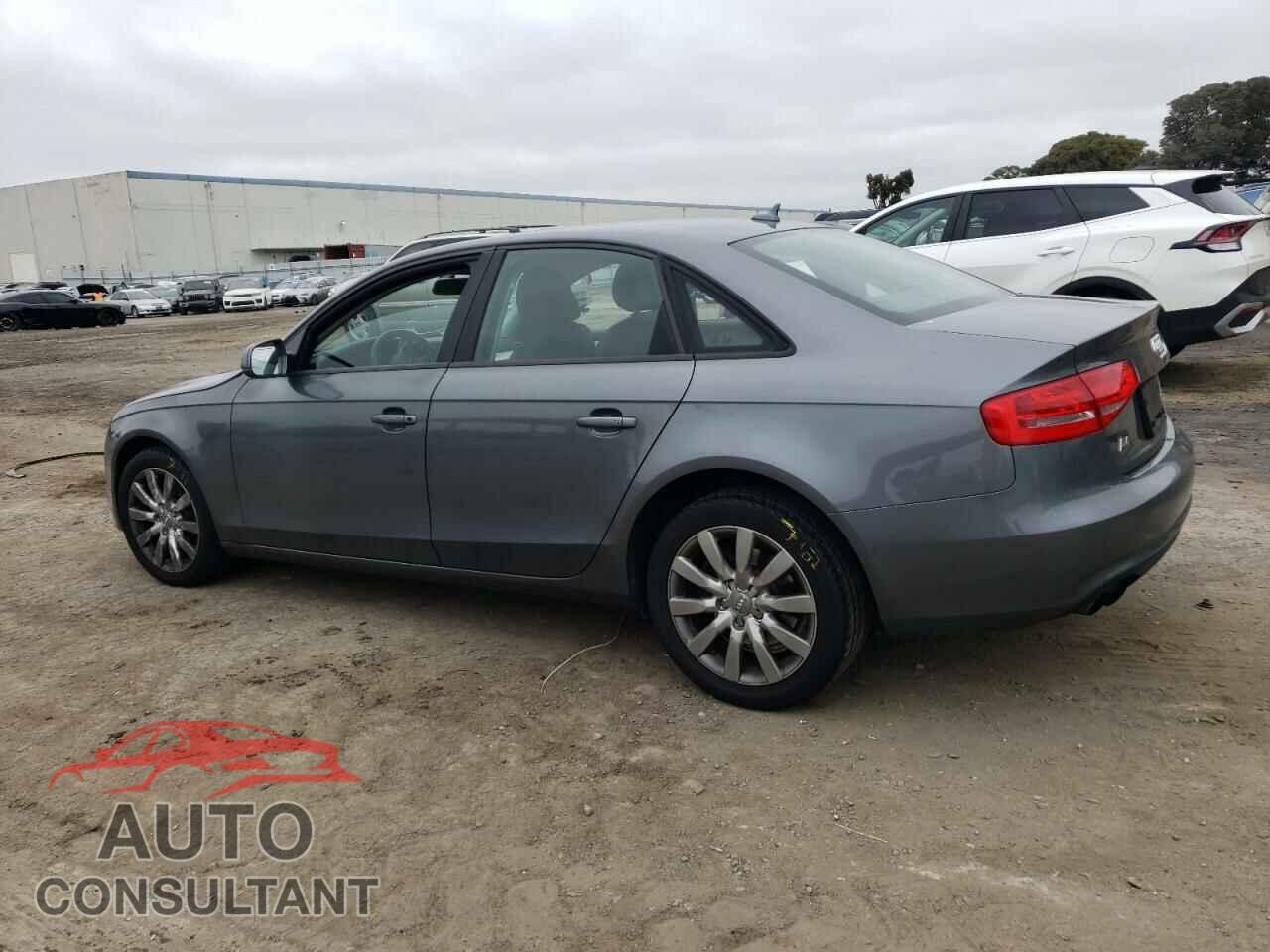 AUDI A4 2013 - WAUAFAFL4DA156243
