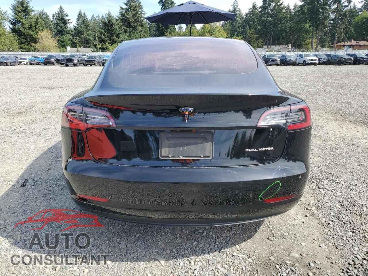 TESLA MODEL 3 2019 - 5YJ3E1EB0KF199098