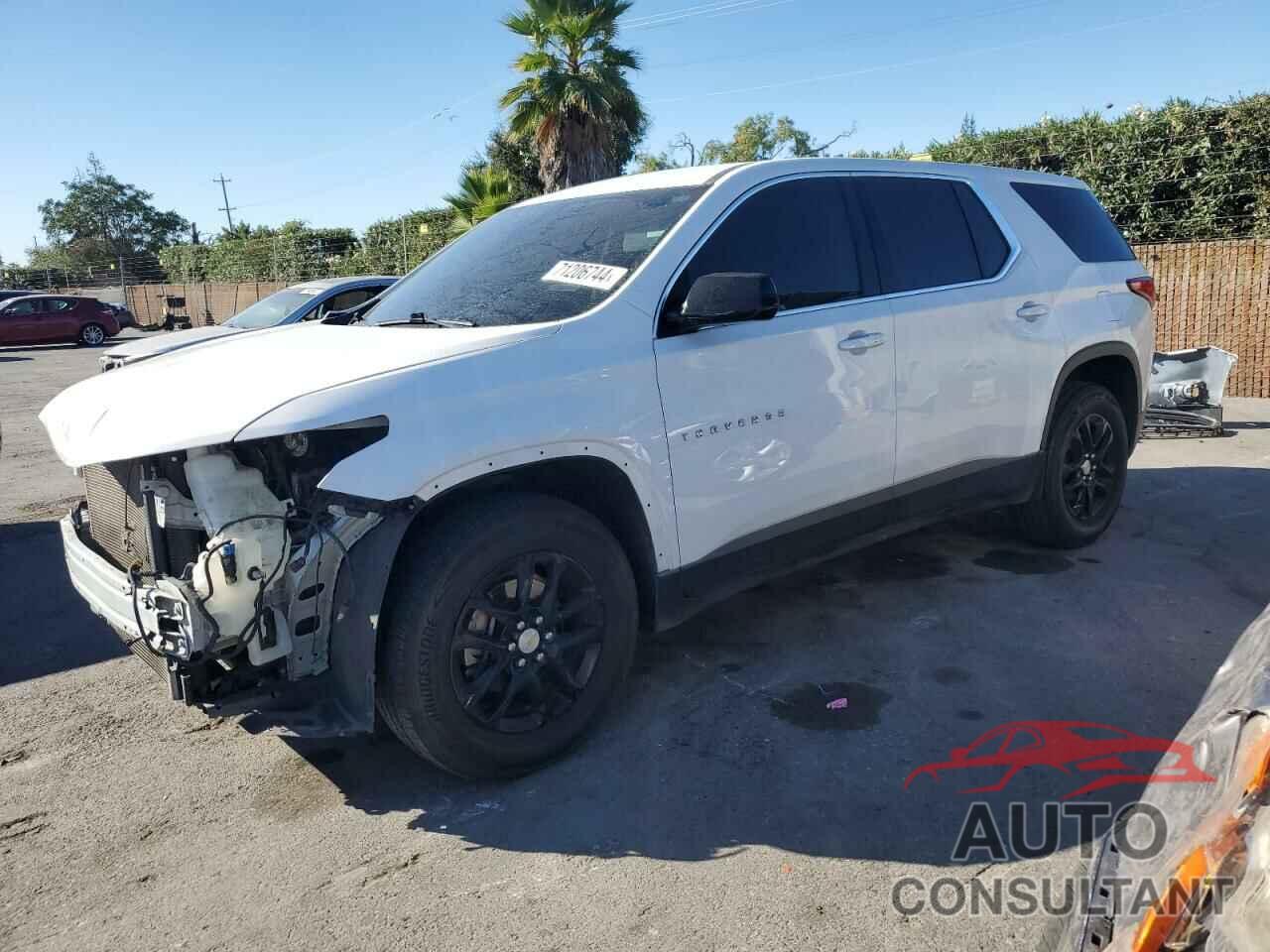 CHEVROLET TRAVERSE 2018 - 1GNERFKW7JJ252556