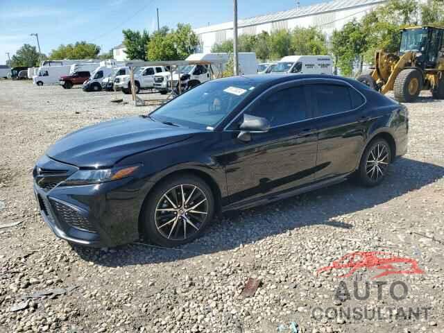 TOYOTA CAMRY 2023 - 4T1G11AK6PU188216
