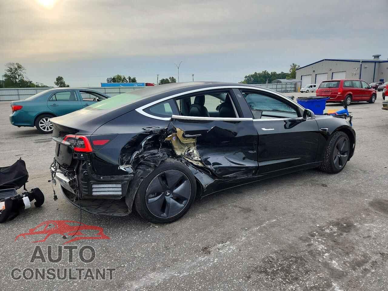 TESLA MODEL 3 2019 - 5YJ3E1EA3KF307124