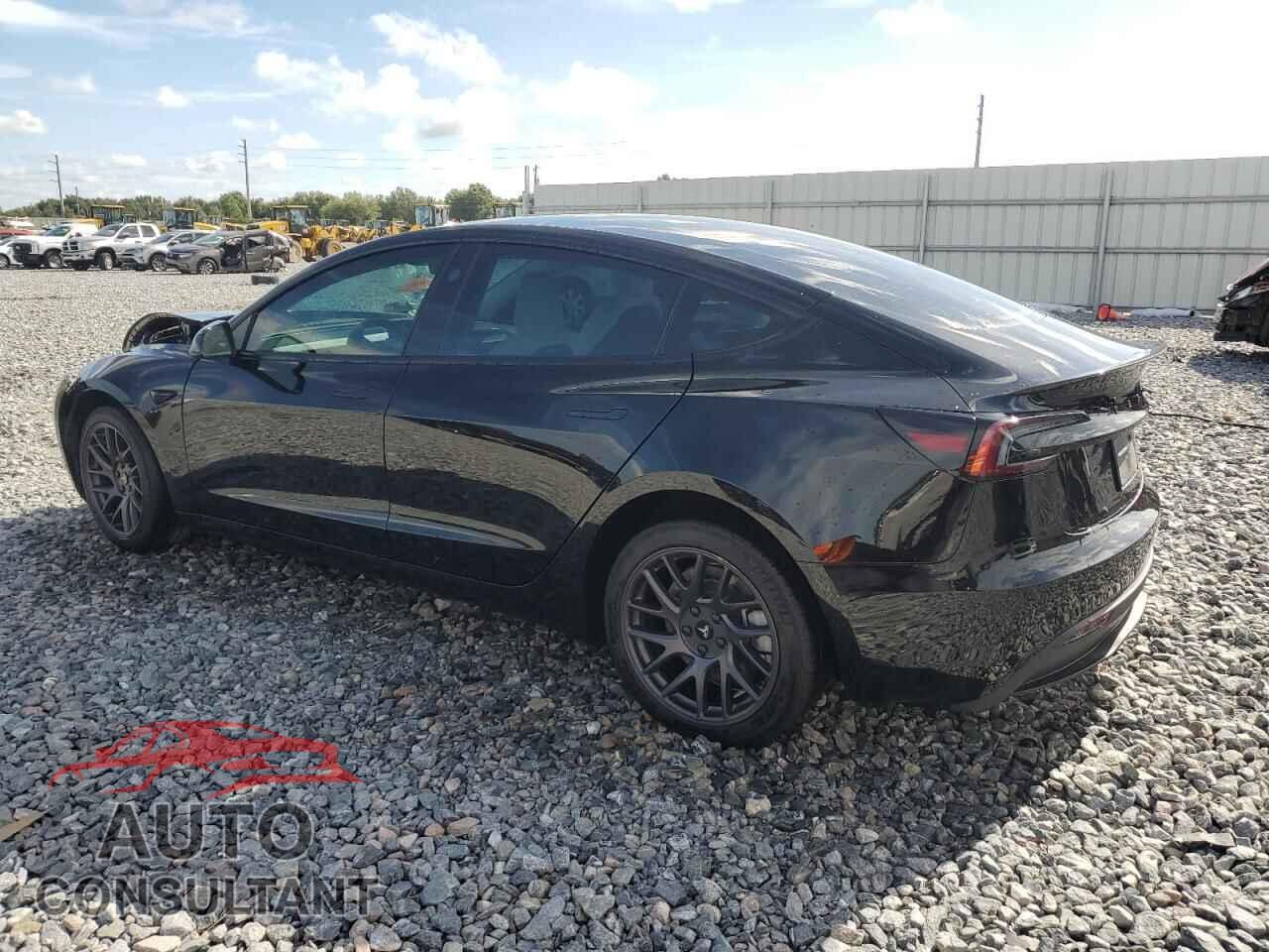 TESLA MODEL 3 2024 - 5YJ3E1EA4RF862805