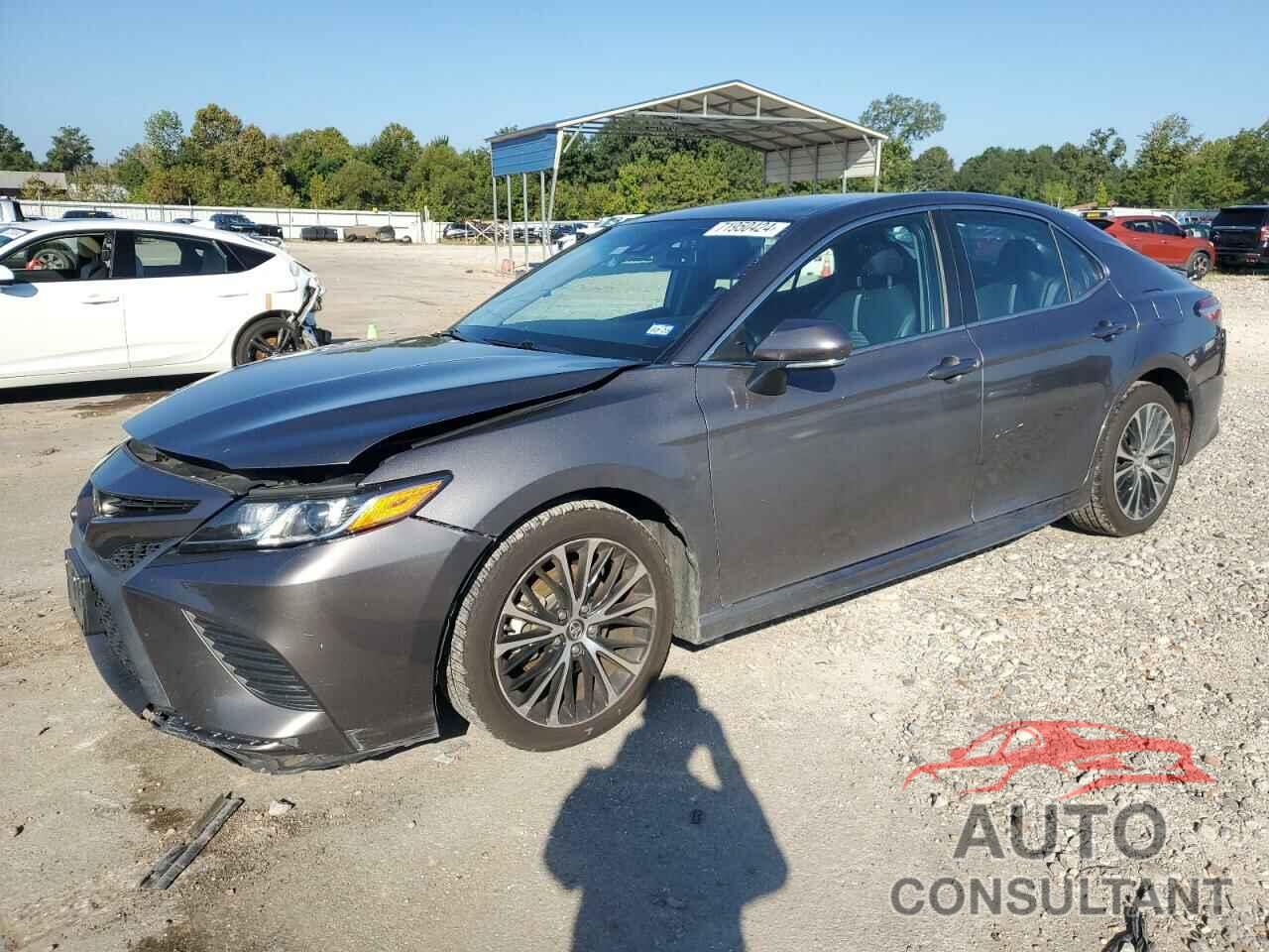 TOYOTA CAMRY 2018 - 4T1B11HKXJU056695