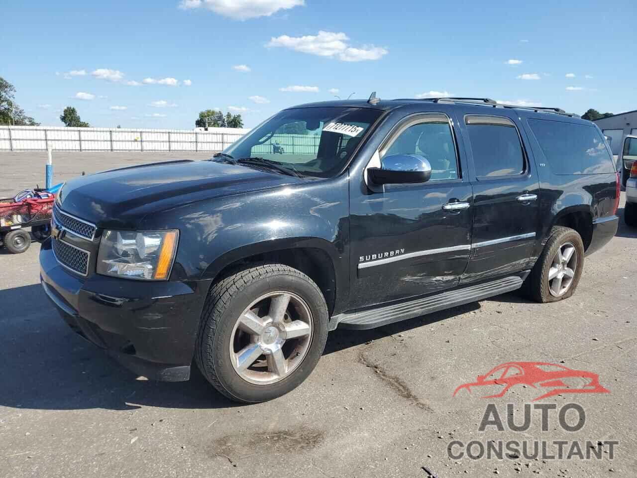 CHEVROLET SUBURBAN 2013 - 1GNSCKE01DR378132