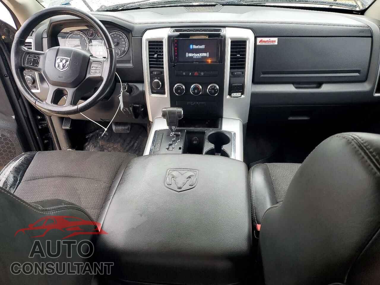 DODGE RAM 1500 2012 - 1C6RD7MT0CS122253