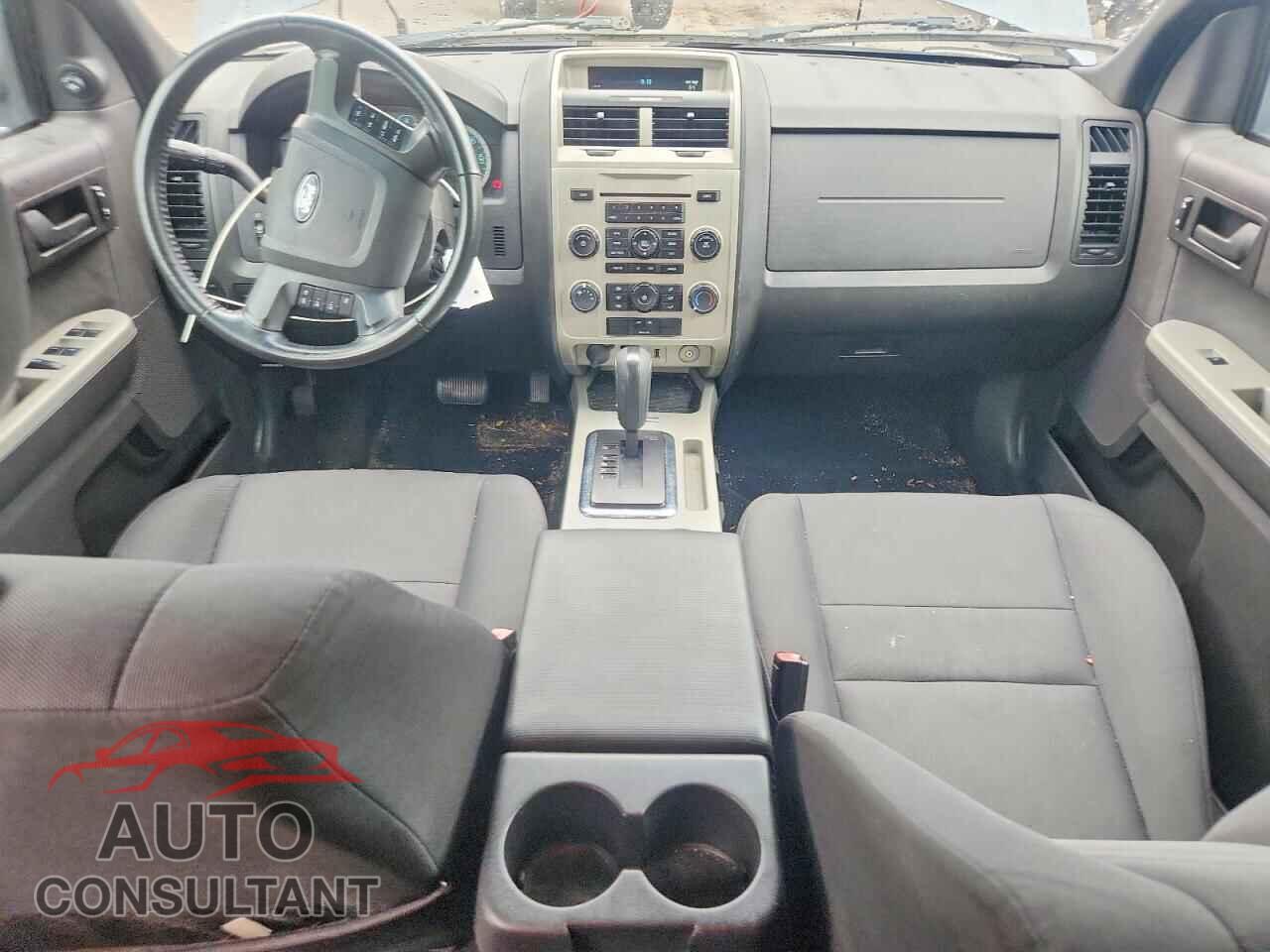 FORD ESCAPE 2011 - 1FMCU0D70BKA98524