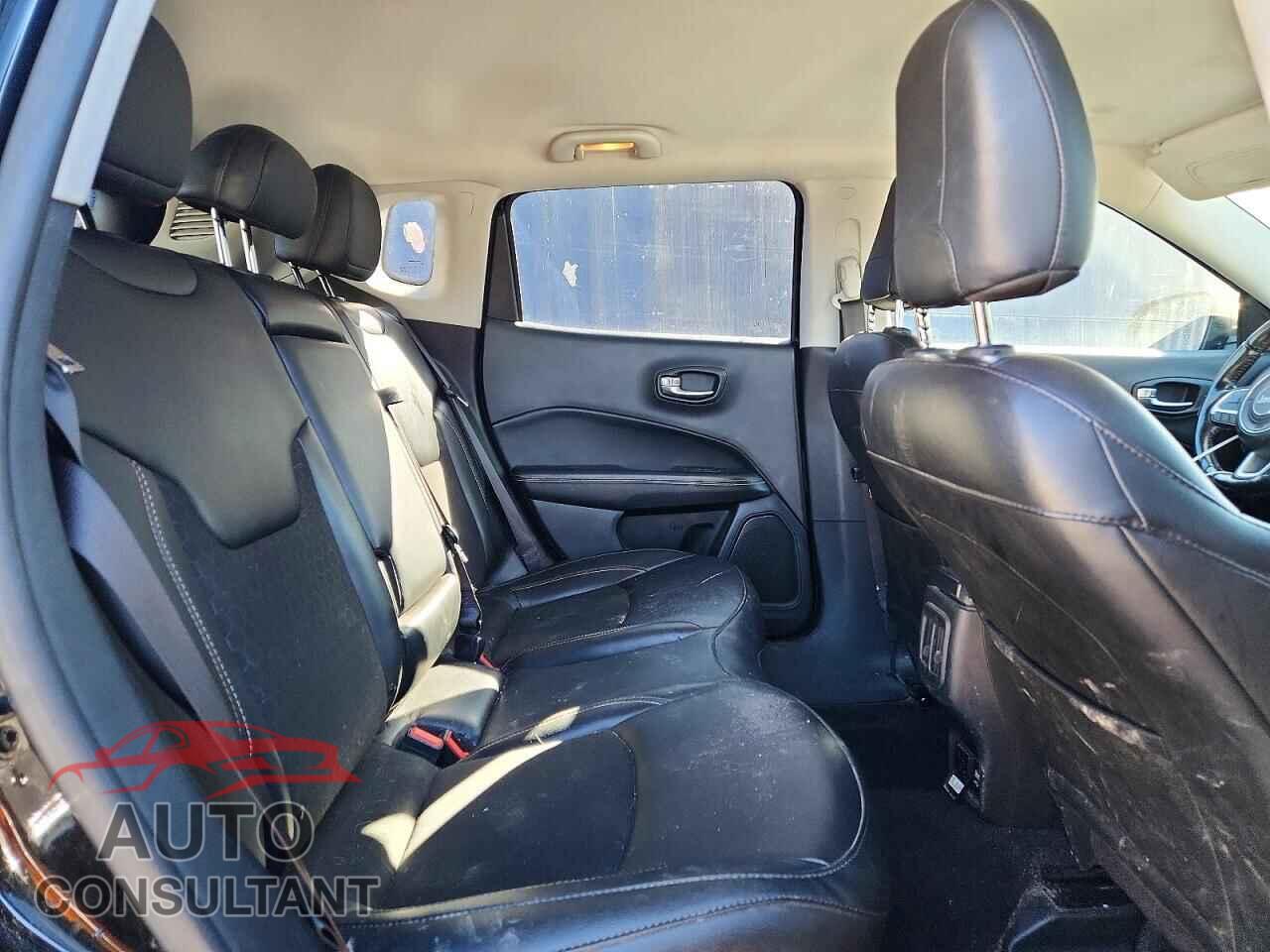 JEEP COMPASS 2020 - 3C4NJDBB7LT204567