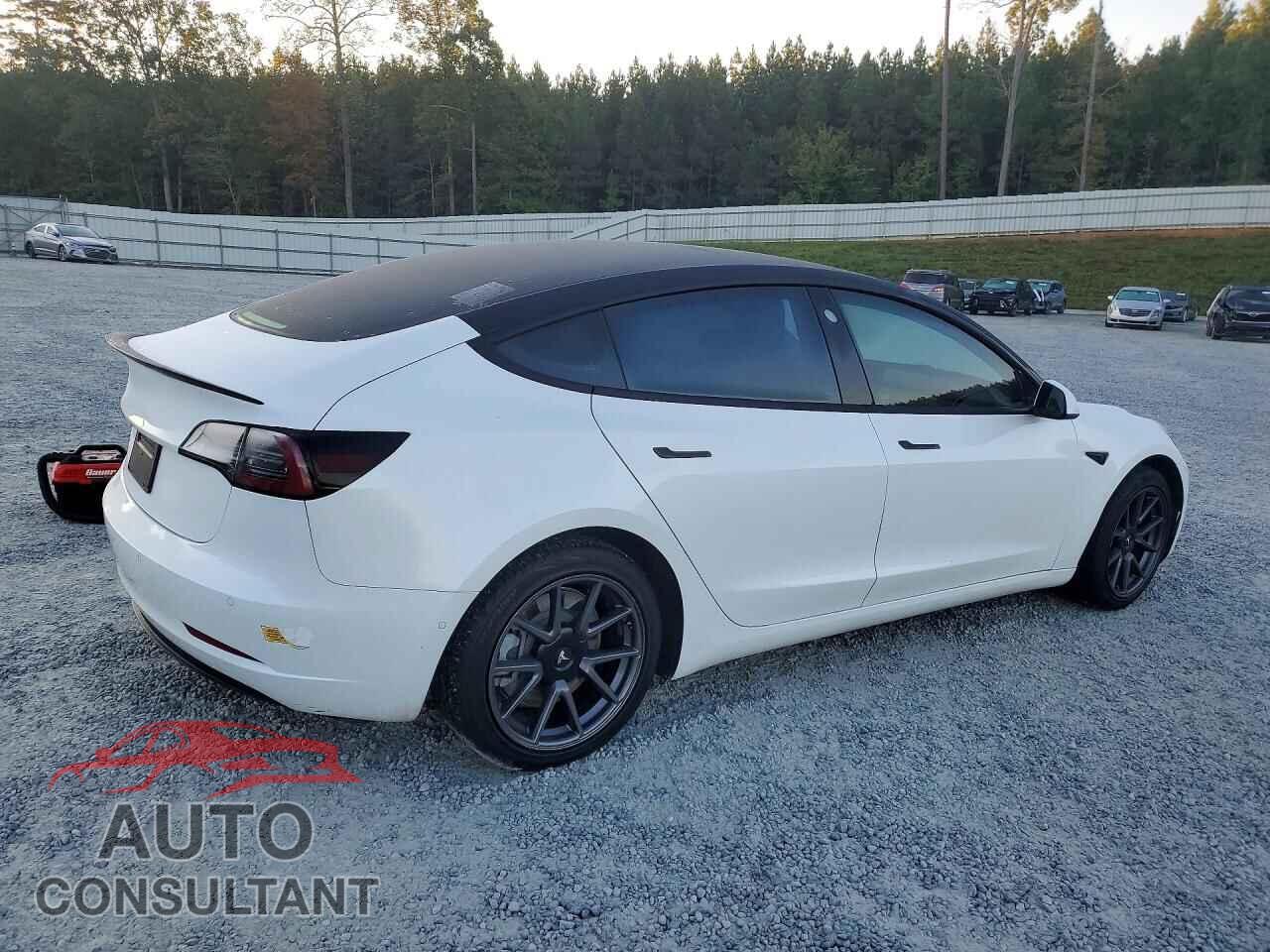 TESLA MODEL 3 2021 - 5YJ3E1EB0MF937887