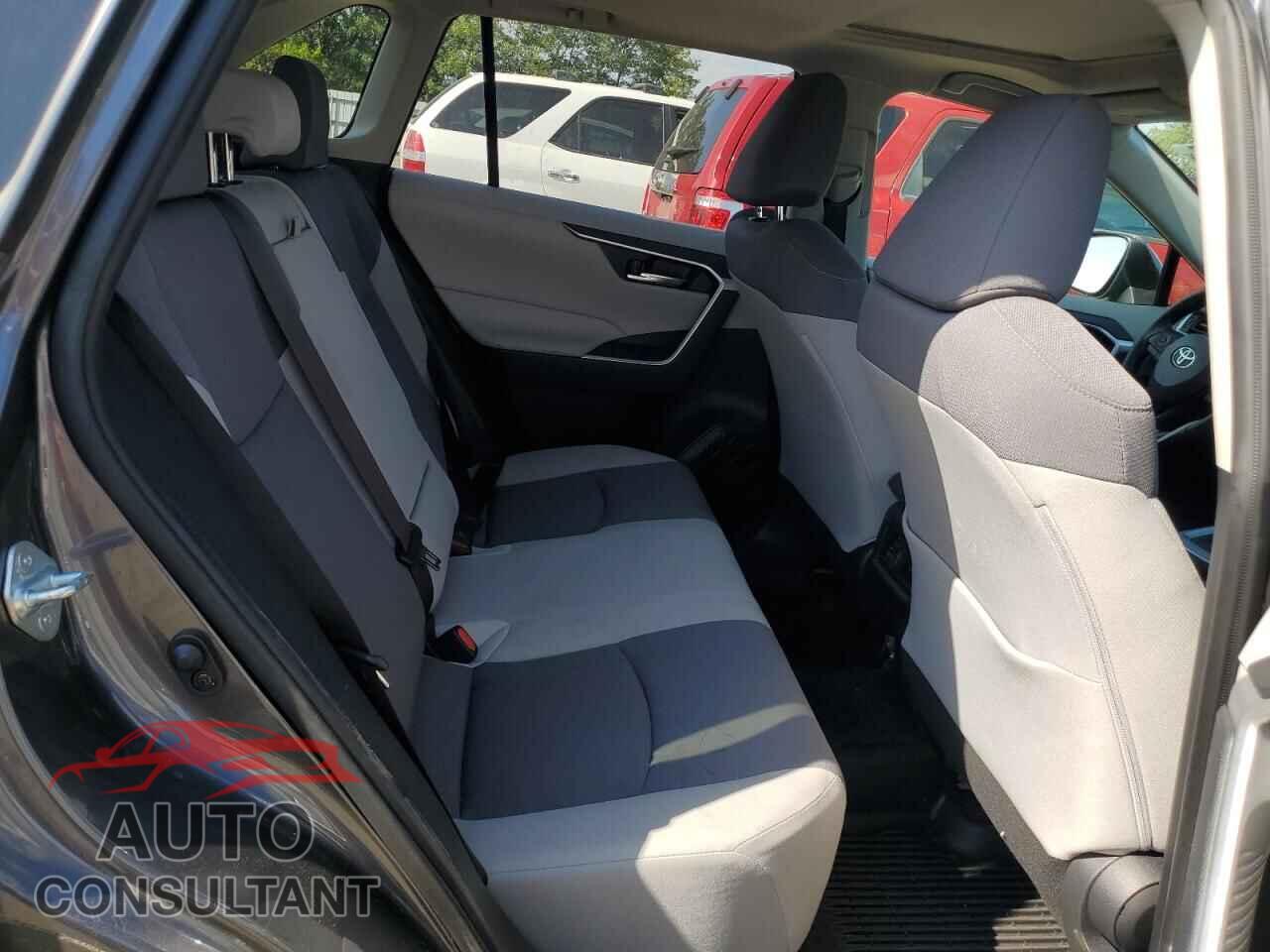 TOYOTA RAV4 2019 - JTMP1RFV3KD513399
