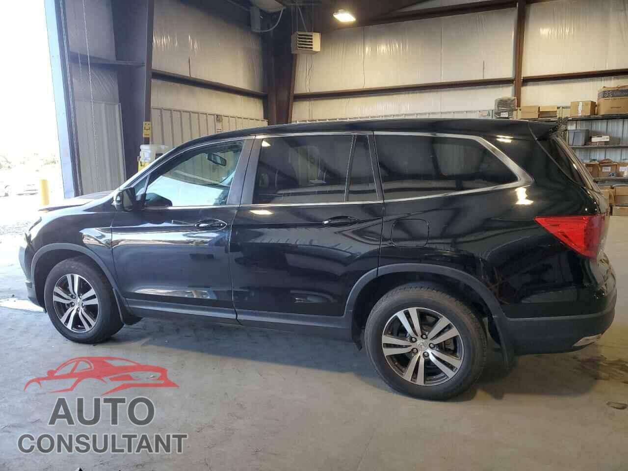 HONDA PILOT 2017 - 5FNYF5H57HB047358