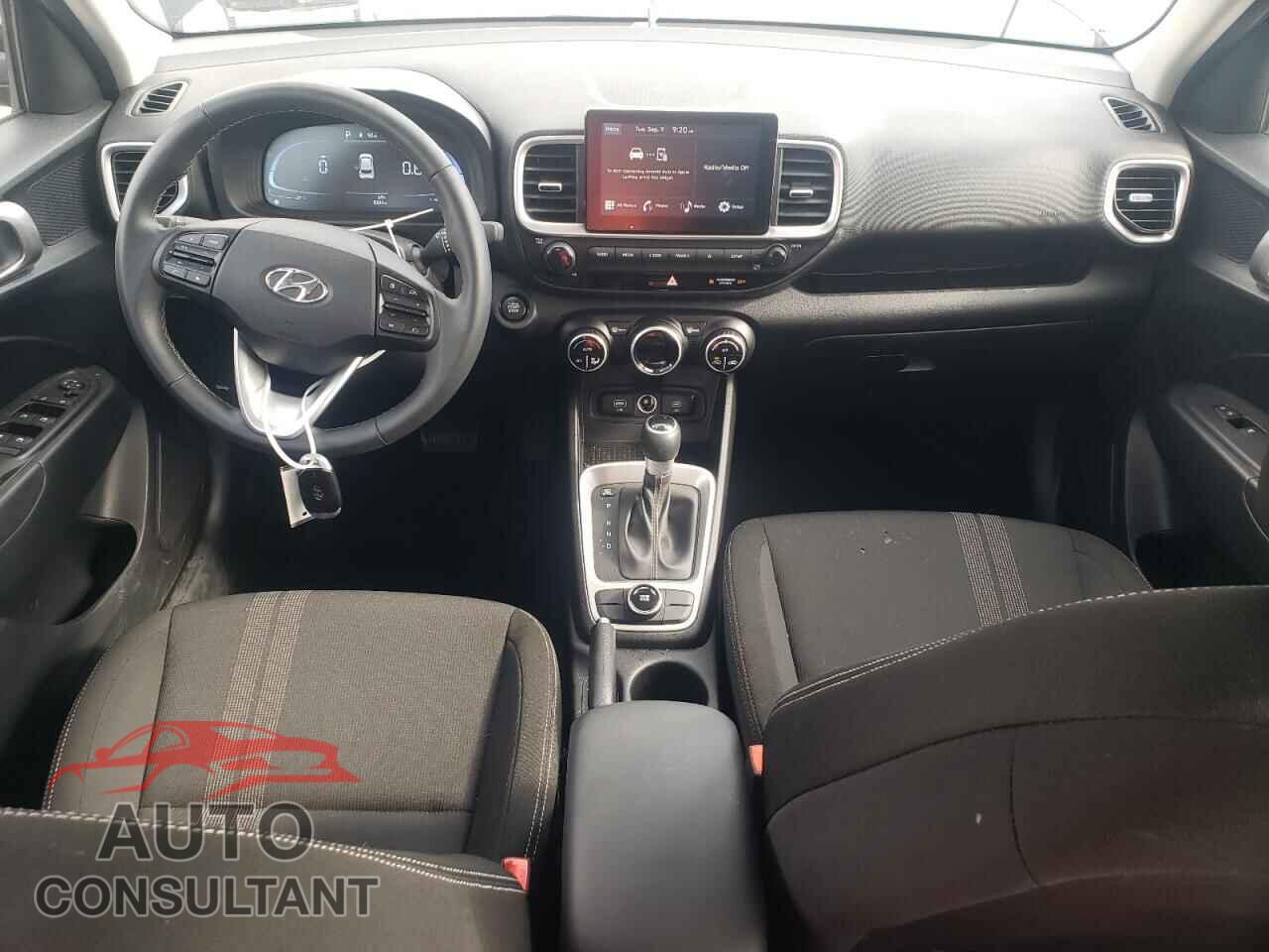 HYUNDAI VENUE 2025 - KMHRC8A3XSU347364