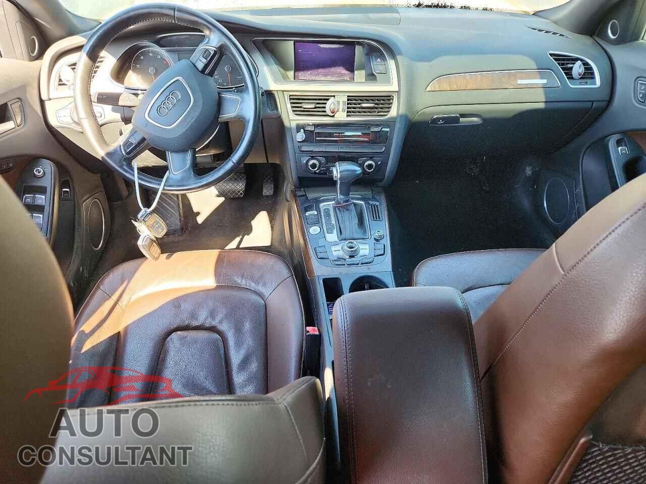 AUDI A4 2013 - WAUFFAFL9DN026800