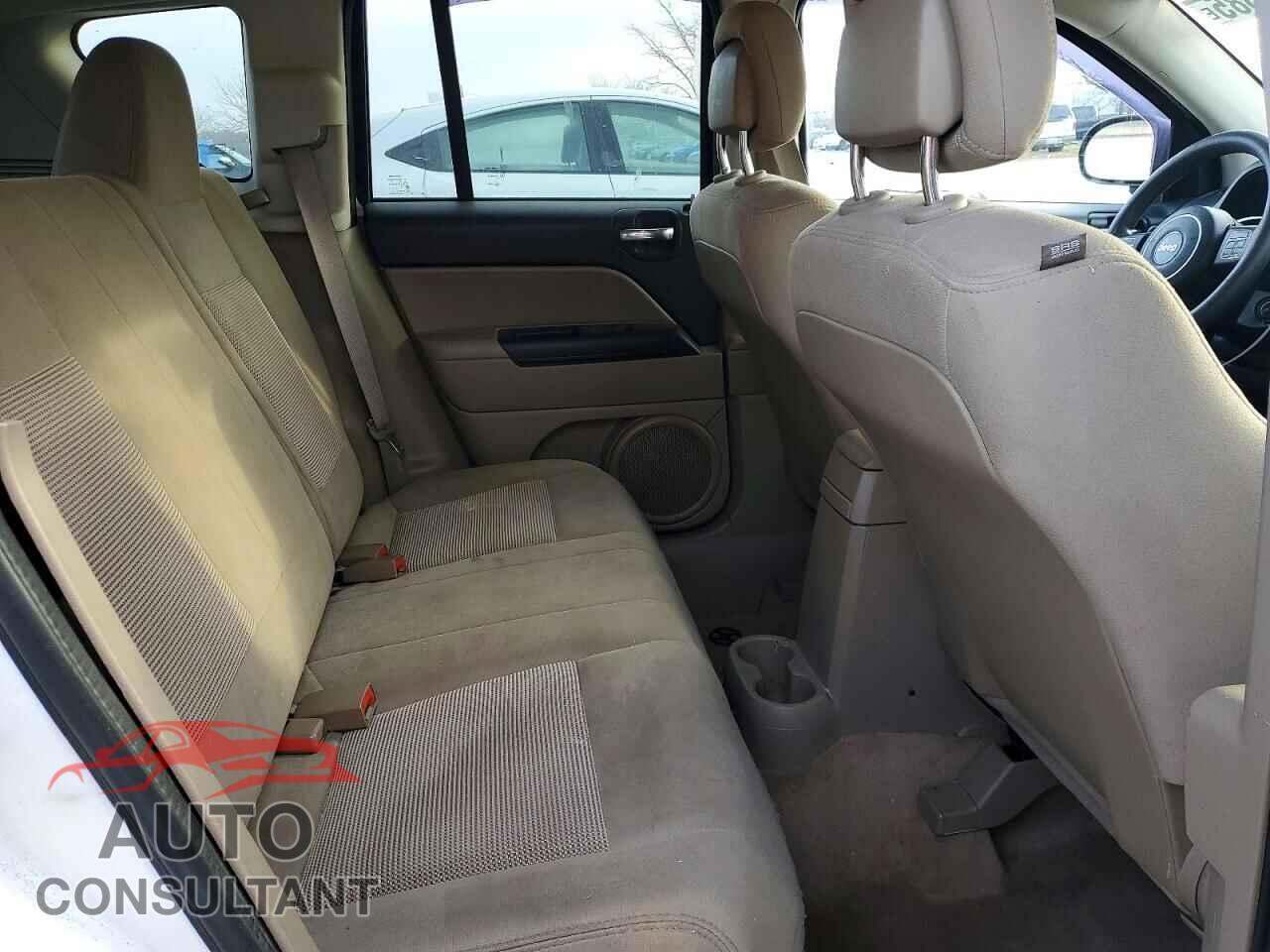 JEEP COMPASS 2013 - 1C4NJCBB1DD251210