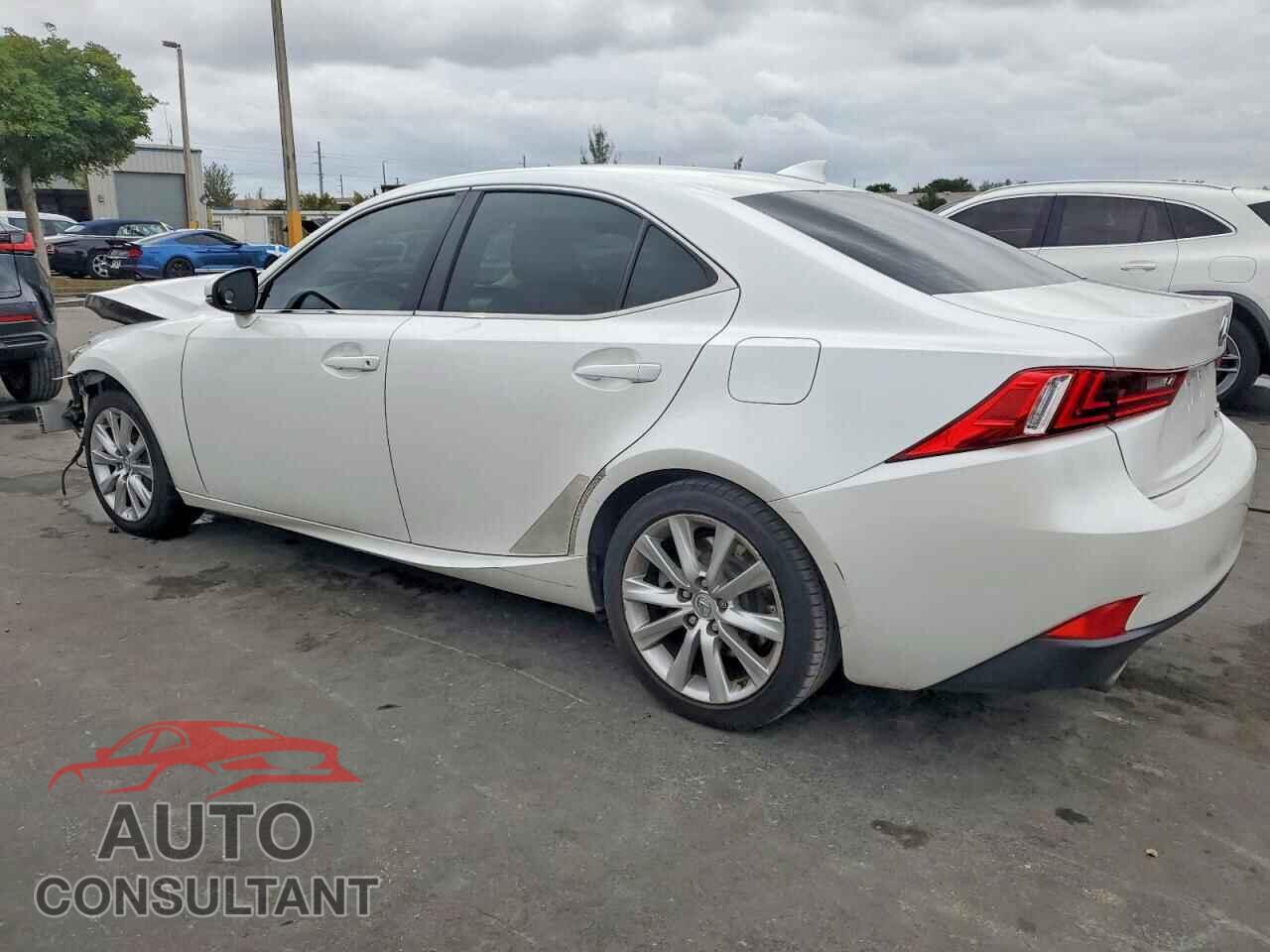 LEXUS IS 2016 - JTHBA1D26G5014665