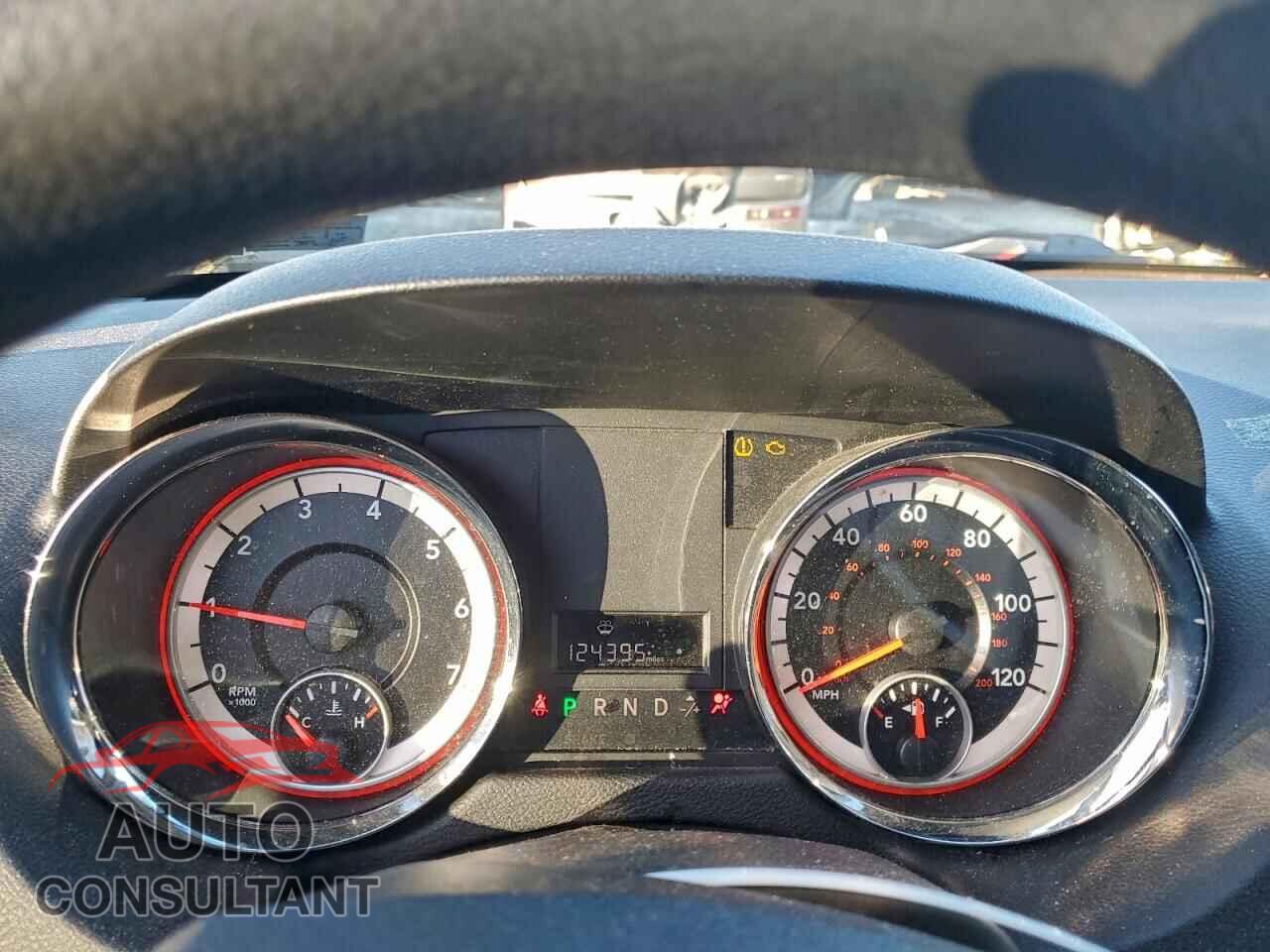 DODGE CARAVAN 2011 - 2D4RN4DG8BR722660