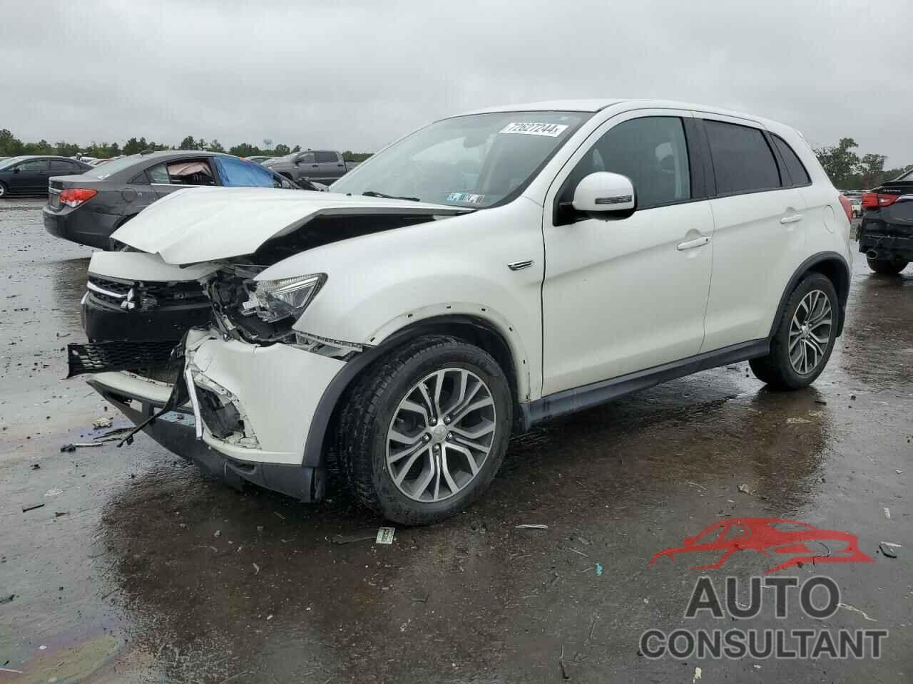 MITSUBISHI OUTLANDER 2018 - JA4AR3AU9JU019972