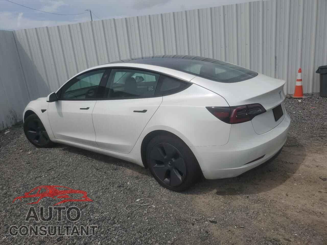 TESLA MODEL 3 2023 - 5YJ3E1EA0PF447672