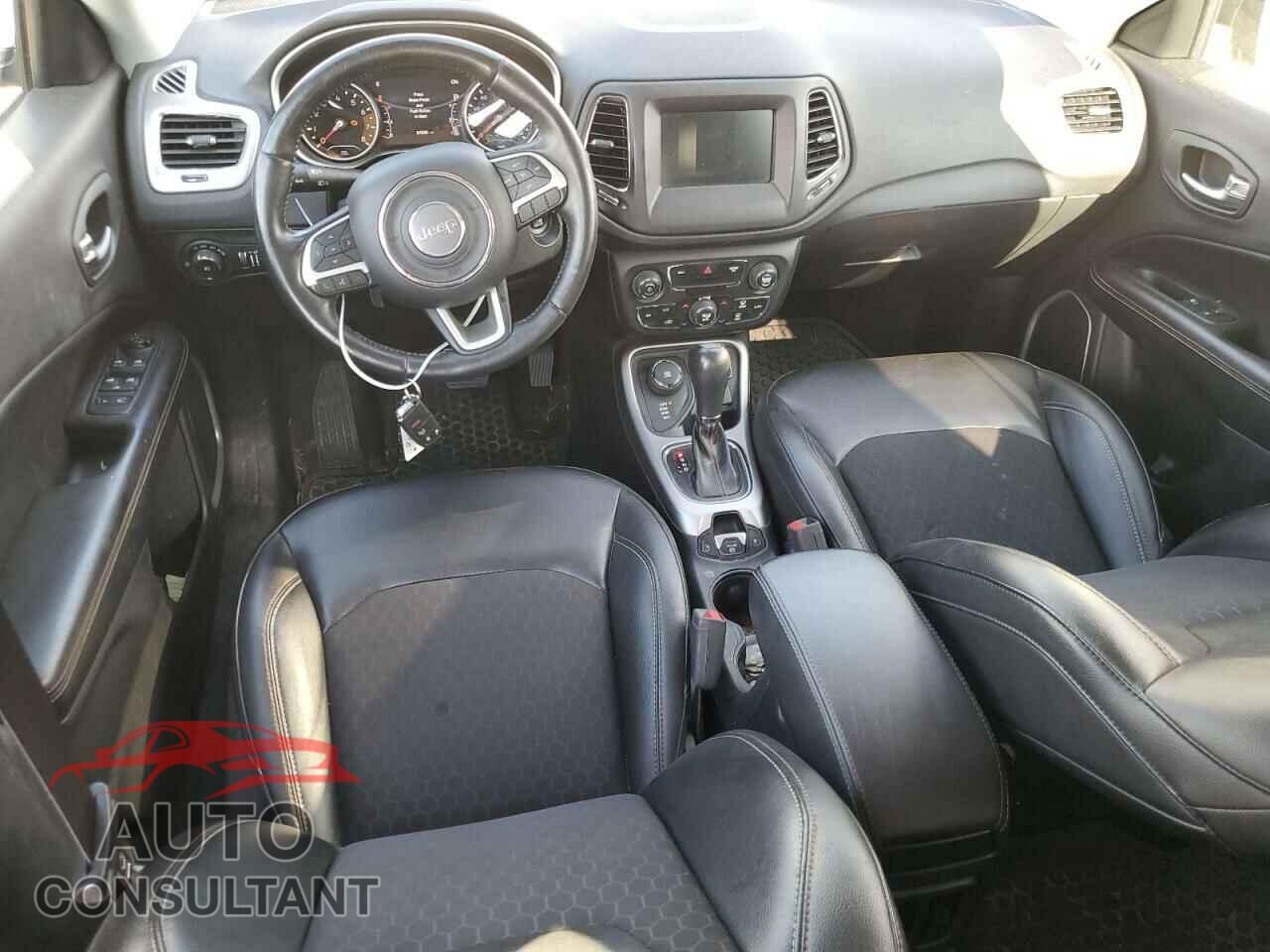 JEEP COMPASS 2018 - 3C4NJDBB7JT231278
