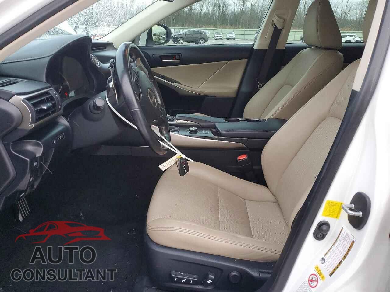 LEXUS IS 2017 - JTHCM1D25H5014976