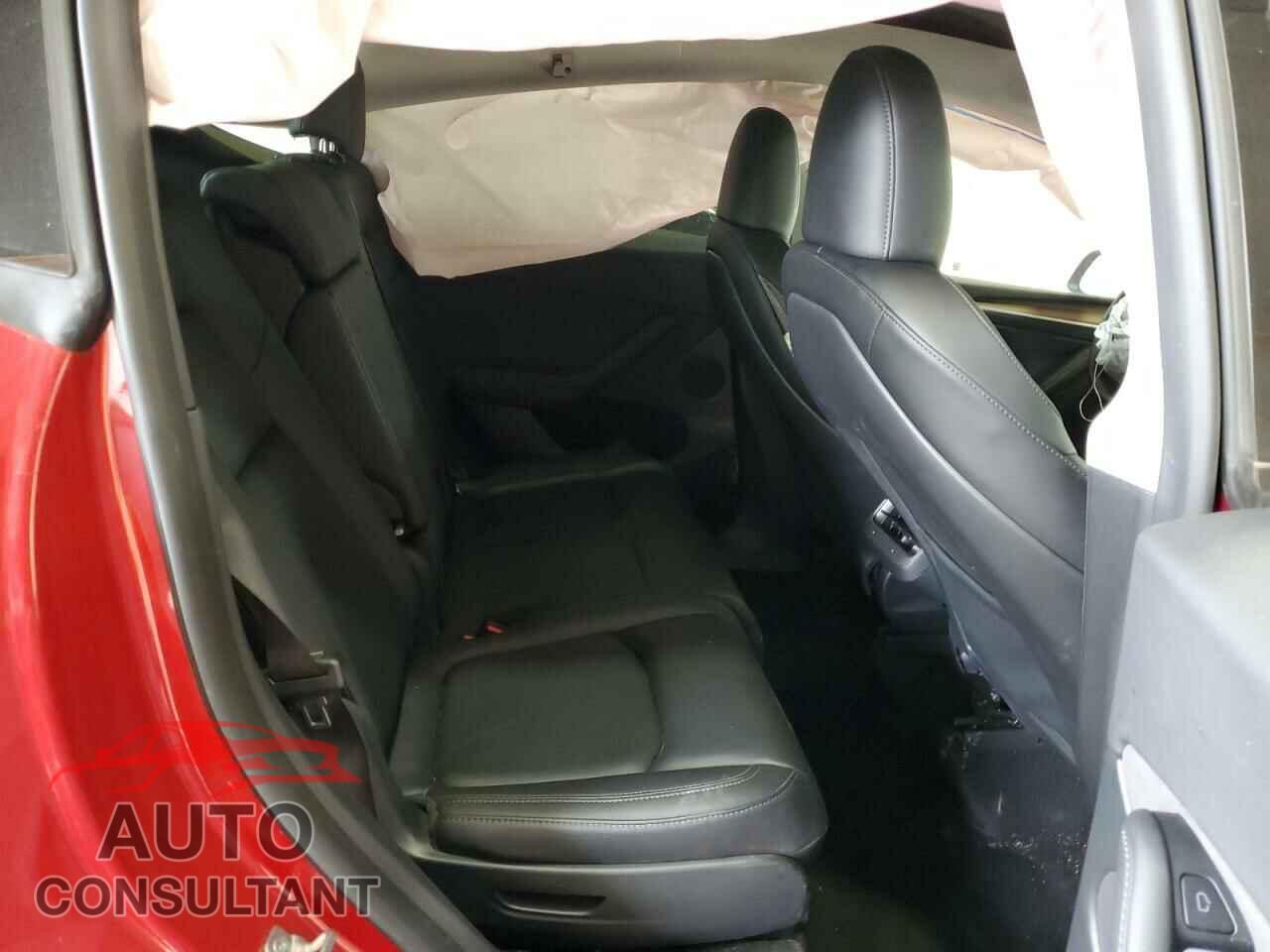 TESLA MODEL Y 2023 - 7SAYGAEEXPF797901