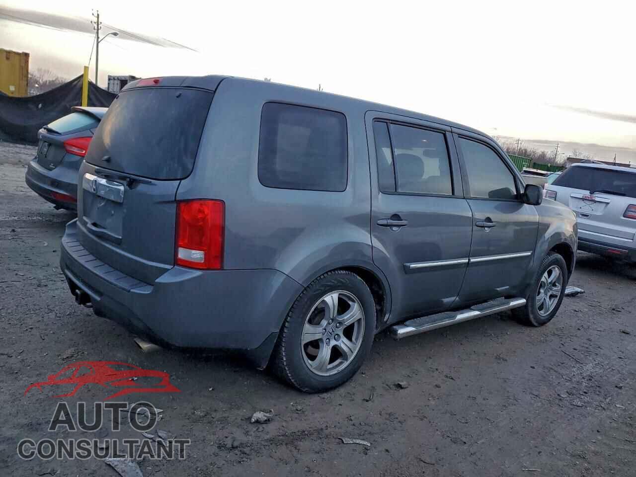 HONDA PILOT 2012 - 5FNYF4H5XCB028354