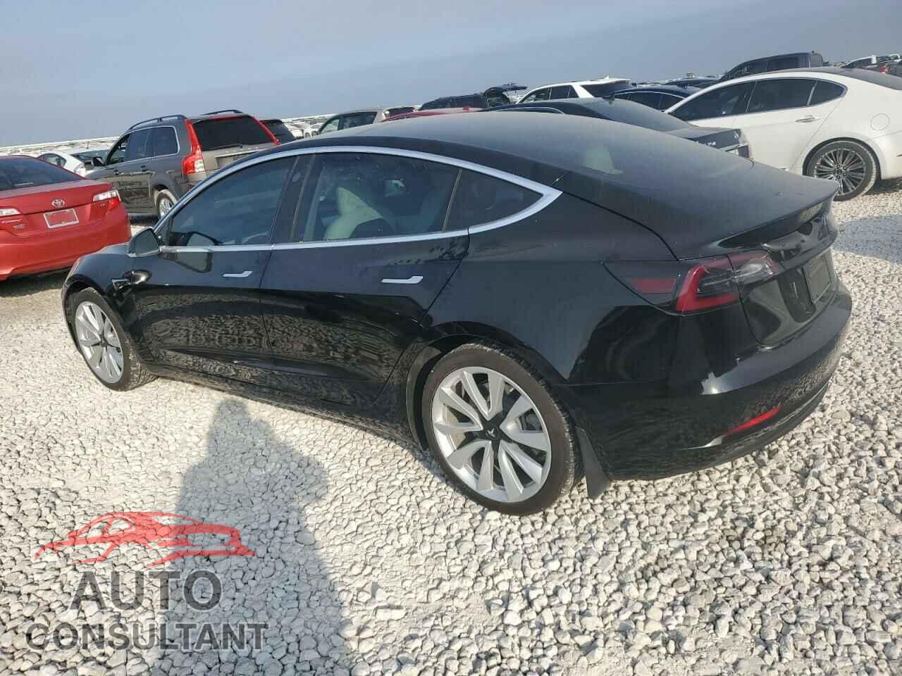 TESLA MODEL 3 2020 - 5YJ3E1EA4LF784372