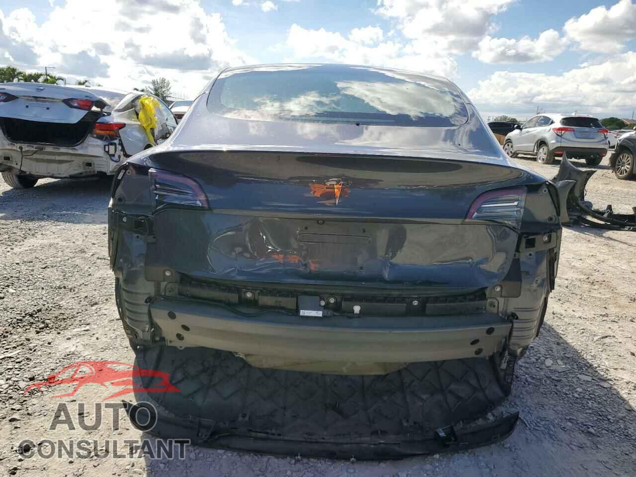 TESLA MODEL 3 2018 - 5YJ3E1EA6JF042682