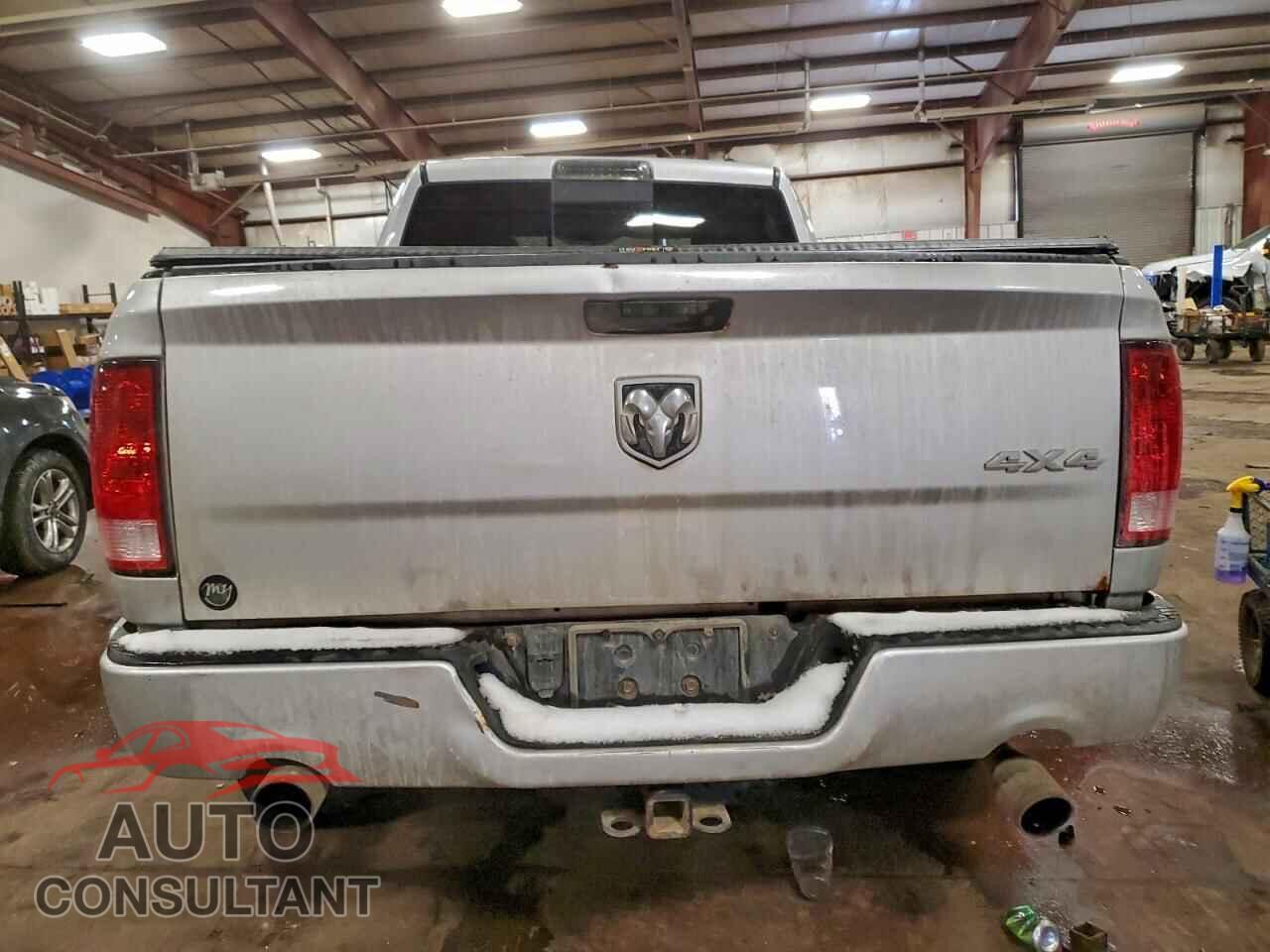 DODGE RAM 1500 2012 - 1C6RD7HT6CS103894