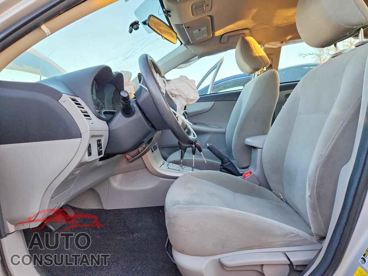TOYOTA COROLLA 2013 - 5YFBU4EE5DP178412