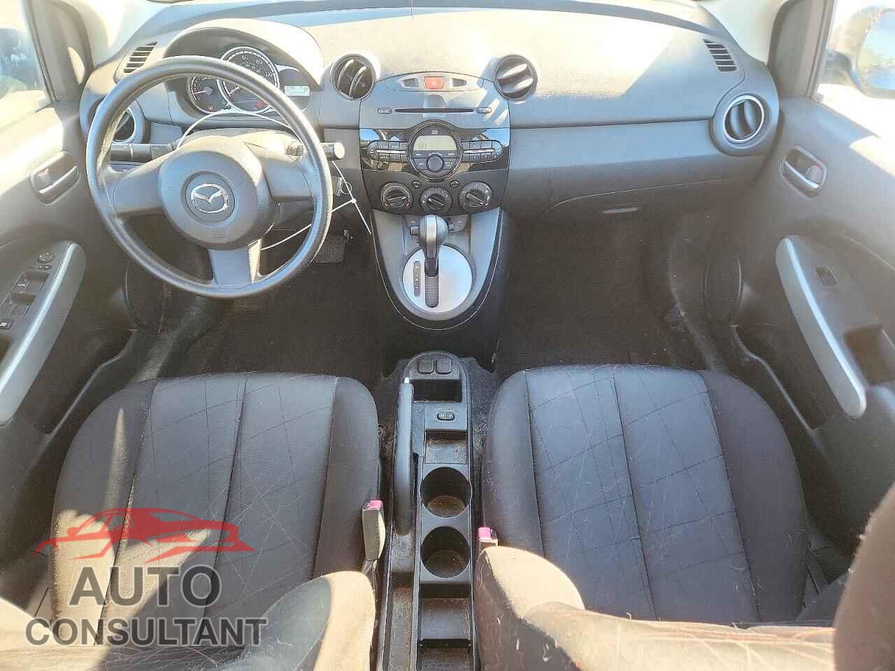 MAZDA 2 2011 - JM1DE1HZ4B0112105