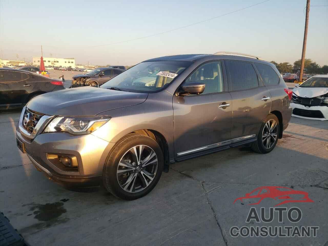 NISSAN PATHFINDER 2019 - 5N1DR2MN5KC654630