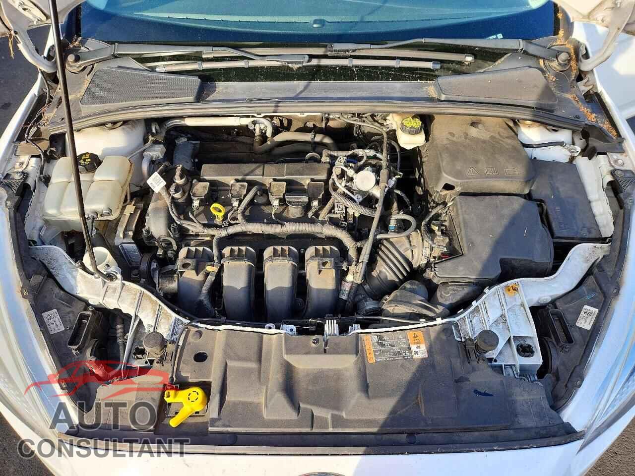 FORD FOCUS 2017 - 1FADP3F24HL308750