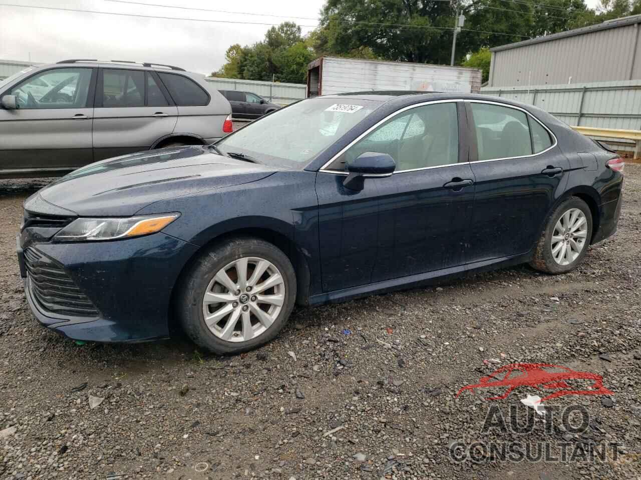 TOYOTA CAMRY 2018 - 4T1B11HKXJU656603
