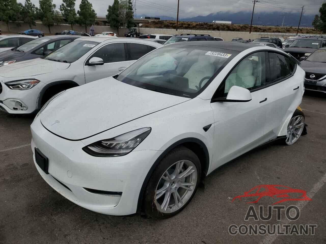 TESLA MODEL Y 2023 - 7SAYGDEE6PA149213