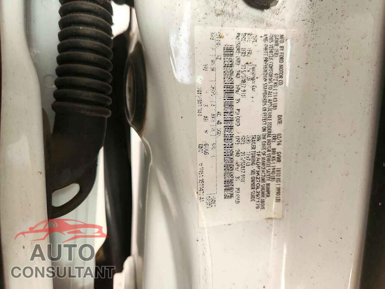 FORD FOCUS 2016 - 1FADP3K27GL297179
