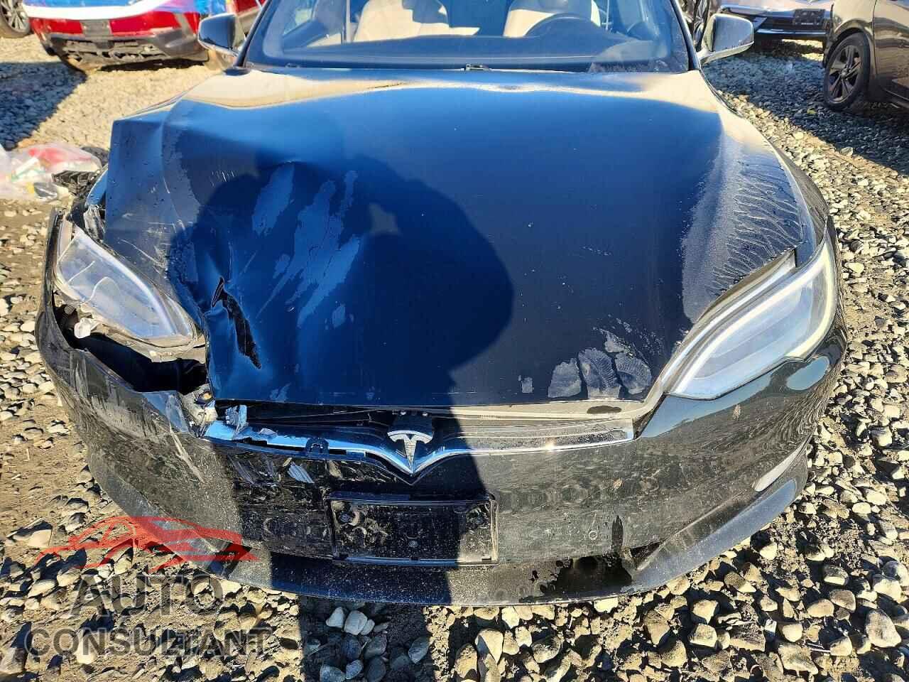 TESLA MODEL S 2016 - 5YJSA1E17GF153502