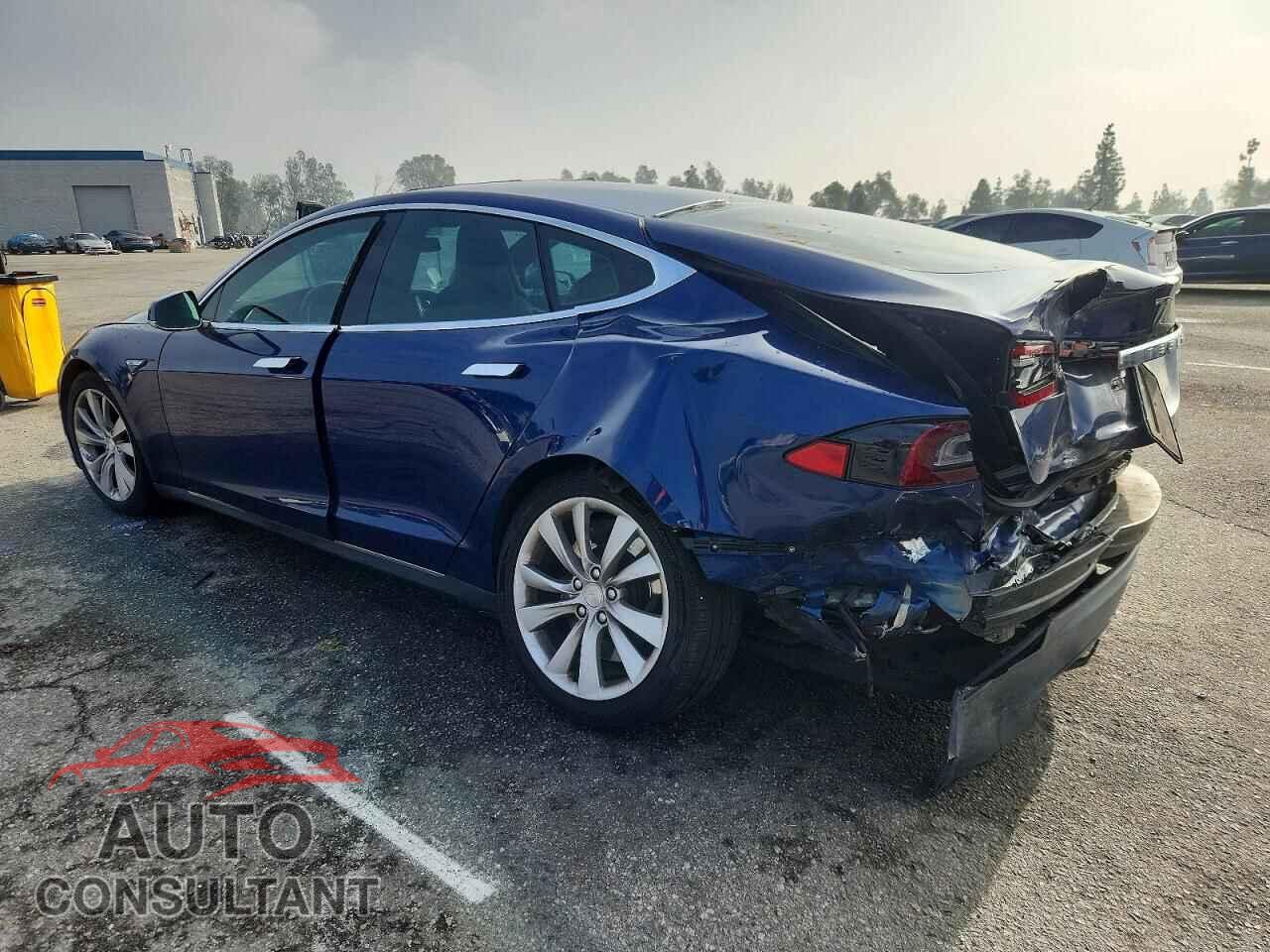 TESLA MODEL S 2015 - 5YJSA1E27FF116487
