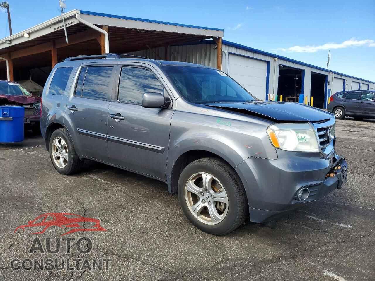 HONDA PILOT 2013 - 5FNYF4H50DB075426