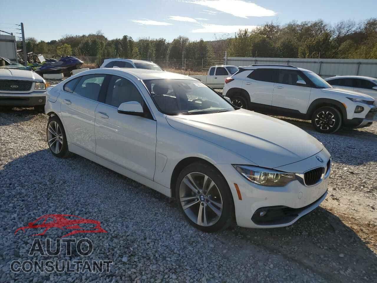 BMW 4 SERIES 2019 - WBA4J3C55KBL09376